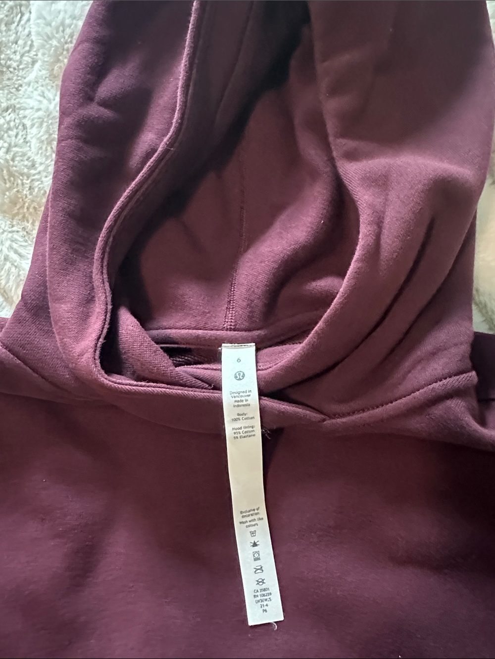 Lululemon Women's Maroon Hoodie Sweatshirt - Cozy Pullover NWOT Sz 6 - Picture 2 of 6